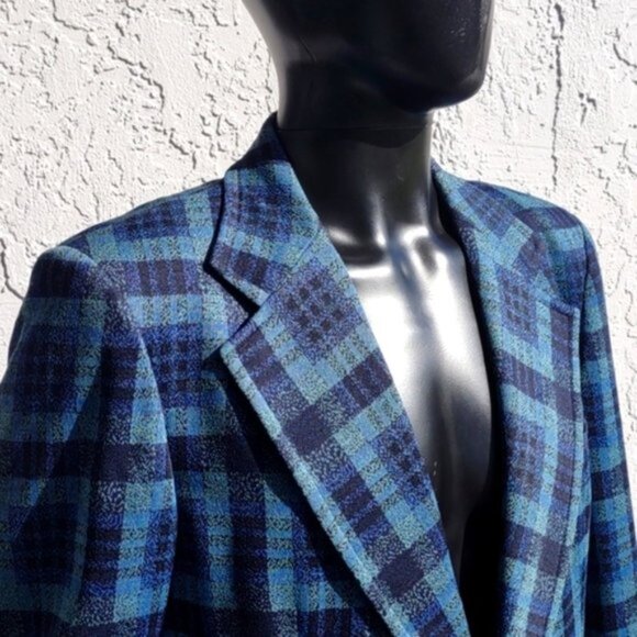 Fall/Winter 2025-26 Men's Suits & Blazer & Coats. Looks to Consider this Season - Picture 9 of 16